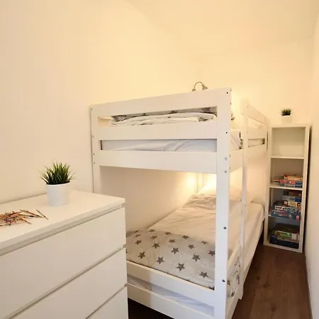 Moderne Ferienwohnung Gustav